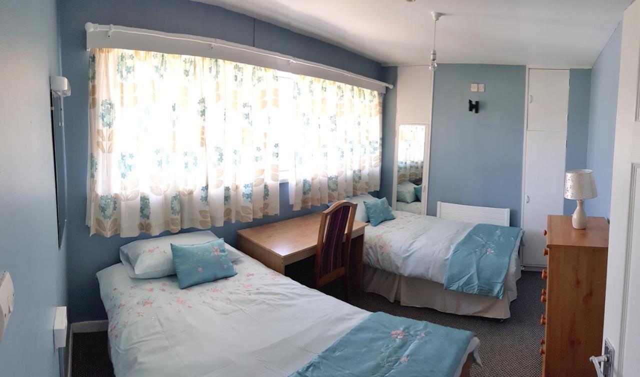 卡文Farnham House住宿加早餐旅馆 外观 照片